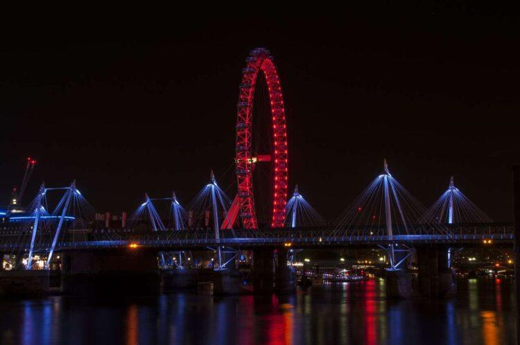 Searching for the ‘angel’ who held me on Westminster Bridge Searching for the ‘angel’ who held me on Westminster Bridge